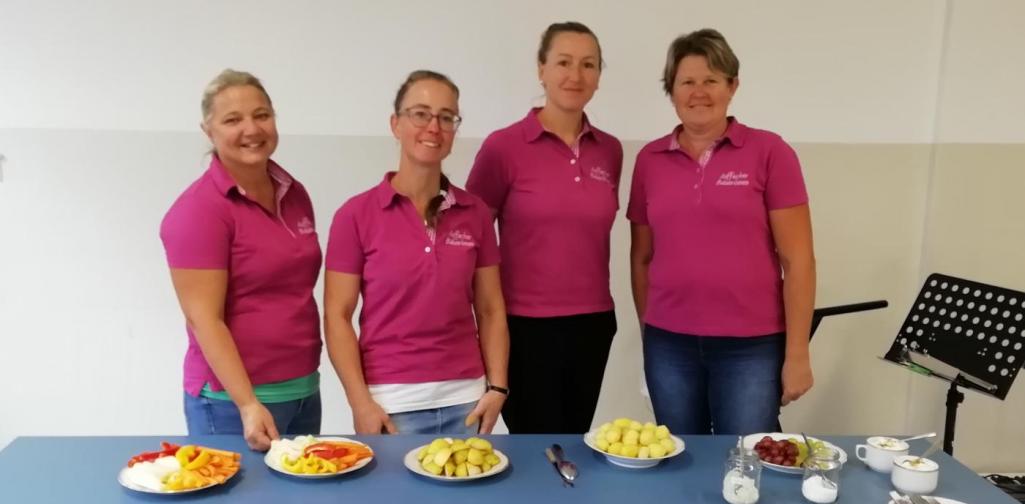 Besuch der Bäuerinnen Besuch der Bäuerinnen