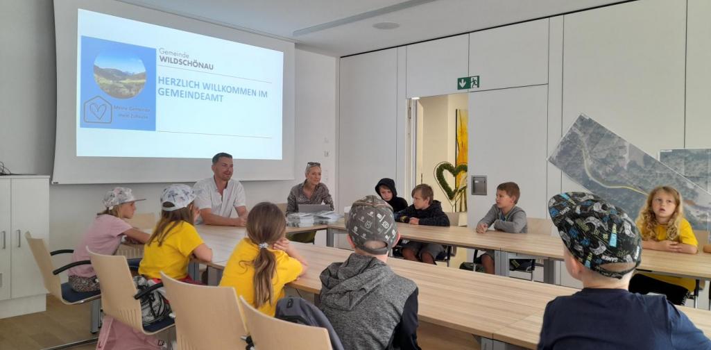 Besuch bei der Gemeinde Besuch bei der Gemeinde